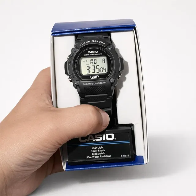 Reloj Casio resistente al agua 50 m con alarma y cronómetro